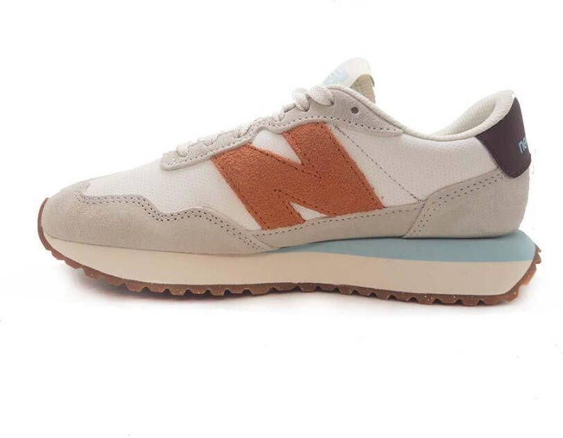 New Balance Sneakers Beige Dames